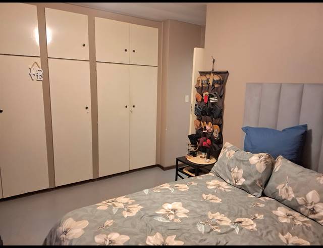 2 BEDROOM TOWNHOUSE FOR SALE IN GREENHILLS